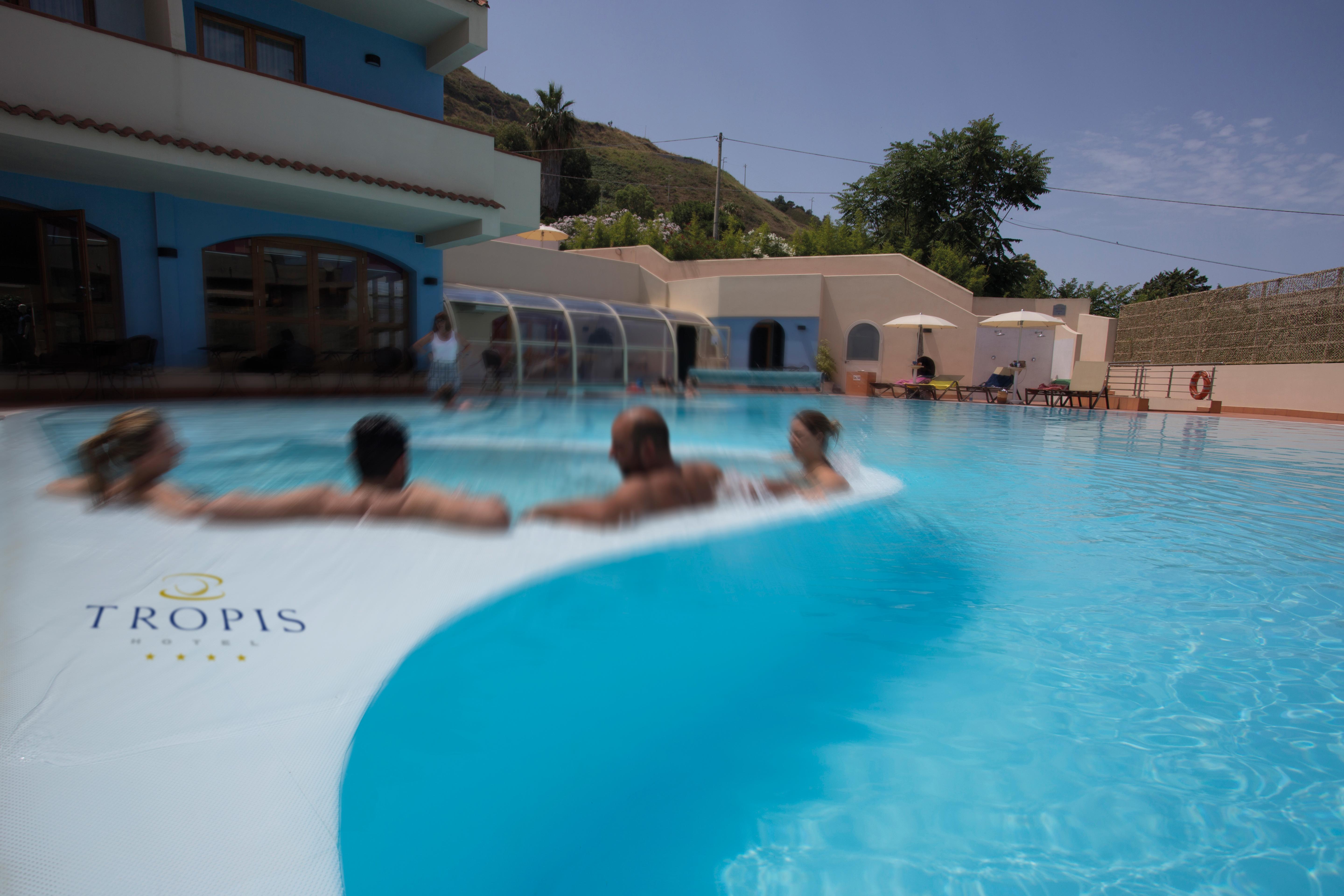Hotel Tropis トロペーア エクステリア 写真